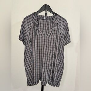 Old Navy Pink and Black Plaid V-Neck Short Sleeve Blouse
